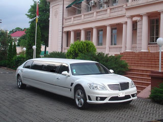 Mercedes-Benz S-Class Транспорт для торжеств/Тransport pentru ceremonie. De la 60 €/zi (день) foto 8
