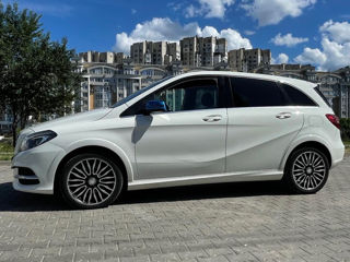 Mercedes B-Class foto 4