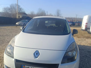 Renault Scenic foto 2