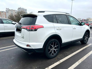 Toyota Rav 4 foto 4