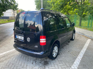 Volkswagen Caddy foto 2