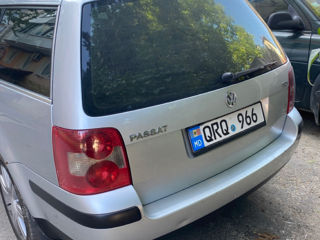 Volkswagen Passat foto 4