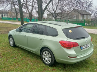 Opel Astra foto 9