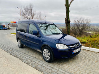 Opel Combo foto 2