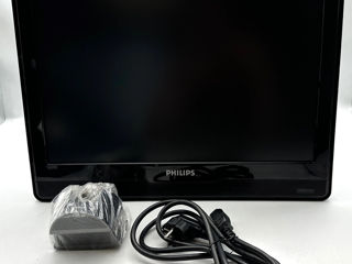 LCD TV 48см Philips телевизор