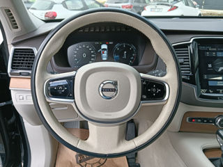 Volvo XC90 foto 15