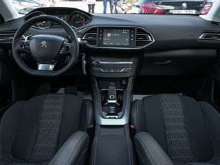 Peugeot 308 foto 6