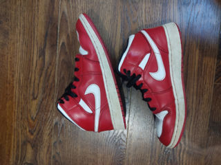 Jordan 1 Mid Chicago (GS) foto 3