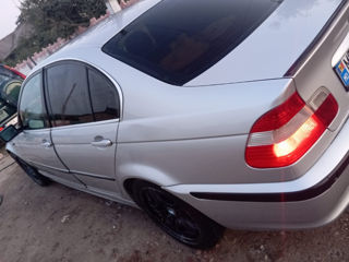 BMW 3 Series foto 6