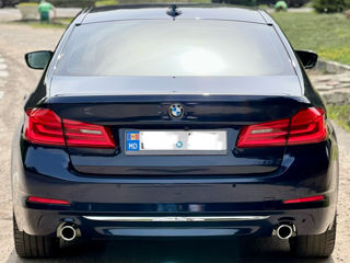 BMW 5 Series foto 2