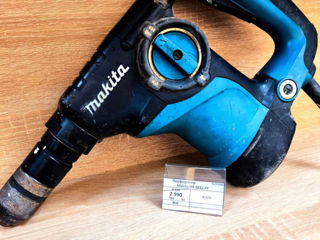 Makita перфоратор HR2811 FT . Pret 2990 Lei