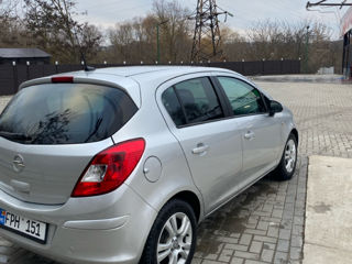 Opel Corsa foto 5