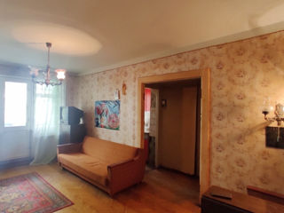 Apartament cu 3 camere, 60 m², Botanica, Chișinău foto 2