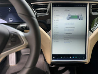 Tesla Model S foto 10