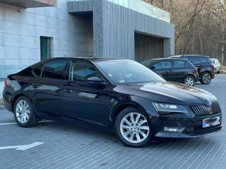 Skoda Superb foto 3