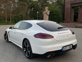 Porsche Panamera foto 2