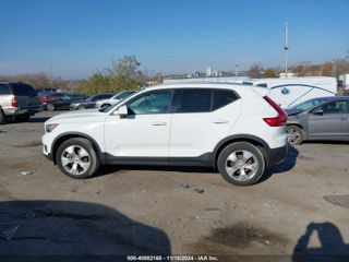 Volvo XC40 foto 4