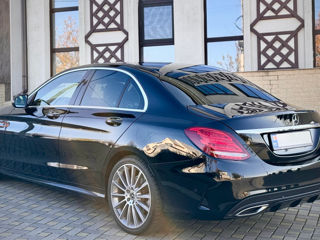 Mercedes C-Class foto 6