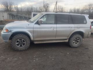 Mitsubishi Pajero sport 2.5 dizel foto 5