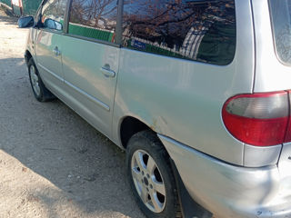 Volkswagen Sharan foto 6