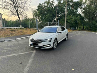 Skoda Superb foto 4