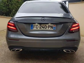 Mercedes E-Class foto 3