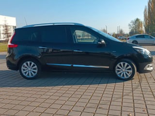 Renault Grand Scenic foto 3