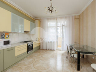 Chirie! Apartament cu 3 camere + living, 165 mp, Râșcani, 1 200 €