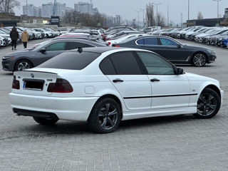 BMW 3 Series foto 4