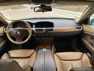 BMW 7 Series foto 7