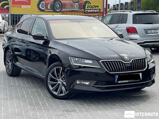 Skoda Superb фото 4