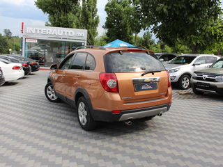 Chevrolet Captiva foto 2