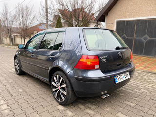 Volkswagen Golf foto 4