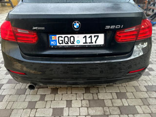 BMW 3 Series foto 4