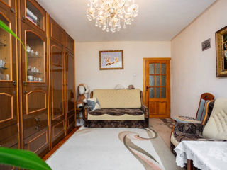 Apartament cu 2 camere, 54 m², Botanica, Chișinău foto 2