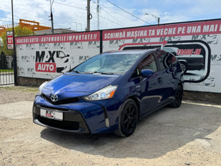 Toyota Prius v