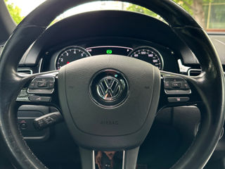 Volkswagen Touareg foto 9