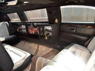 Lincoln Town Car foto 2