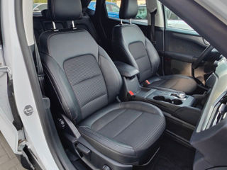 Ford Kuga foto 10