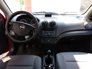 Chevrolet Aveo foto 4