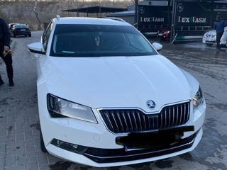 Skoda Superb foto 9