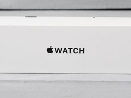 Apple Watch SE (2nd gen) 44mm - 255 euro