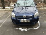 Toyota Avensis foto 5