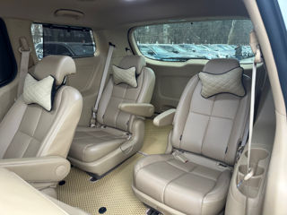KIA Carnival фото 17
