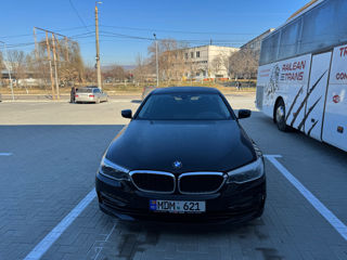 BMW 5 Series foto 2