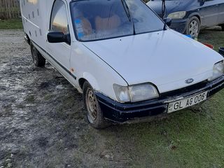 Ford Courier foto 3