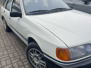 Ford Sierra foto 4