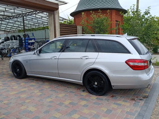 Mercedes E-Class фото 7