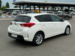 Toyota Auris foto 7