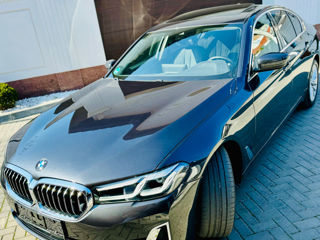 BMW 5 Series foto 3